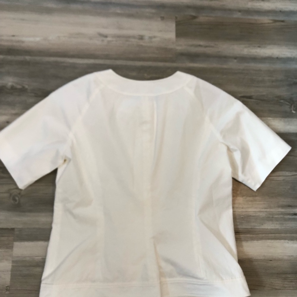 Pendleton Size 10, Short Sleeve Button-Up, Lightl… - image 2